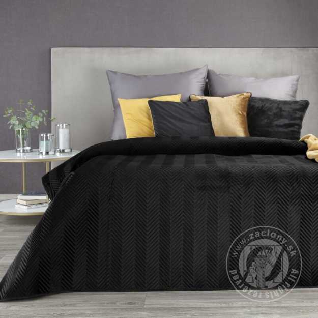 Zamatový prehoz na posteľ SOFIA 200x220 cm čierny