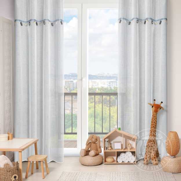 Záclona CAR na krúžkoch 140x250cm biela s autíčkami