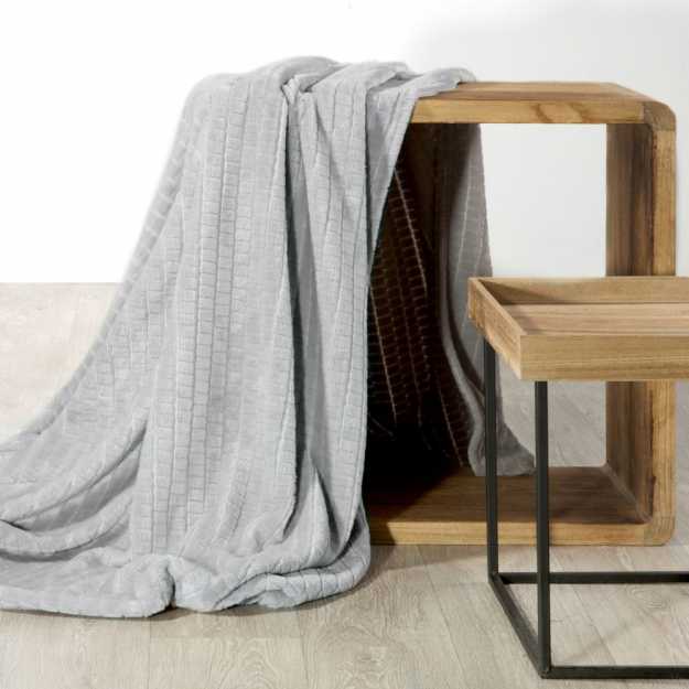 Deka z mikroflanelu CINDY2 170x210cm strieborná