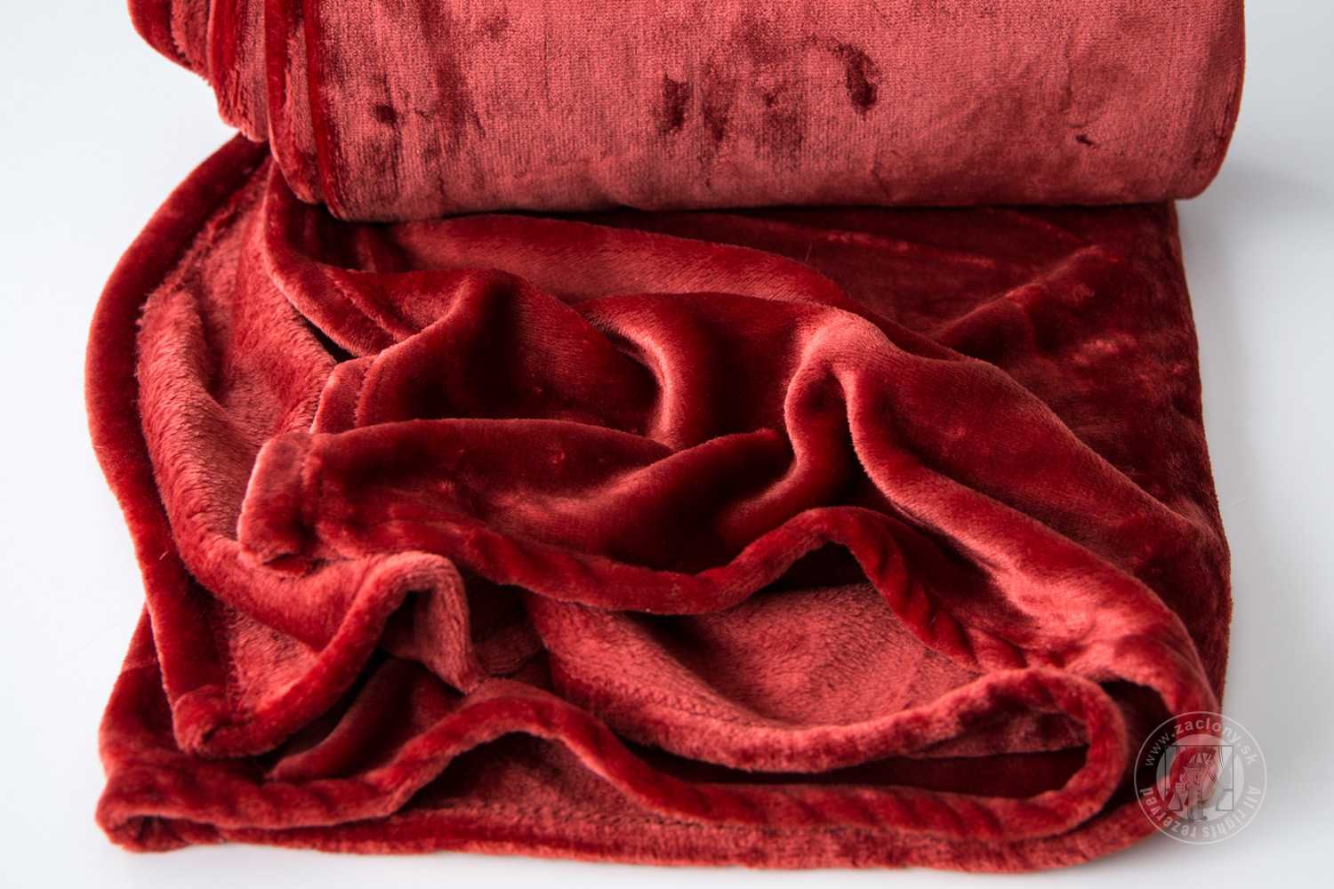 Deka z mikrovlákna SLEEP WELL® 150x200cm tehlová