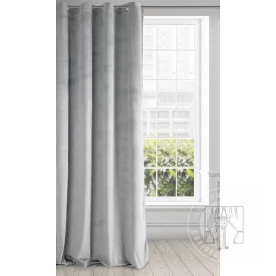 Záves PIERRE na krúžkoch svetlý strieborný 140x250cm