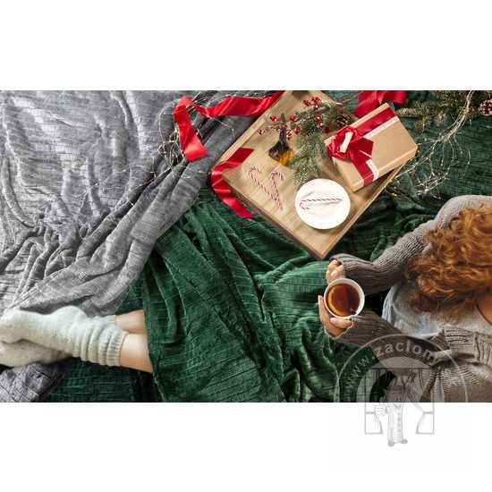 Deka z mikroflanelu CINDY2 200x220cm tmavozelená