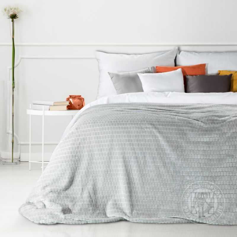 Deka z mikroflanelu CINDY2 170x210cm strieborná