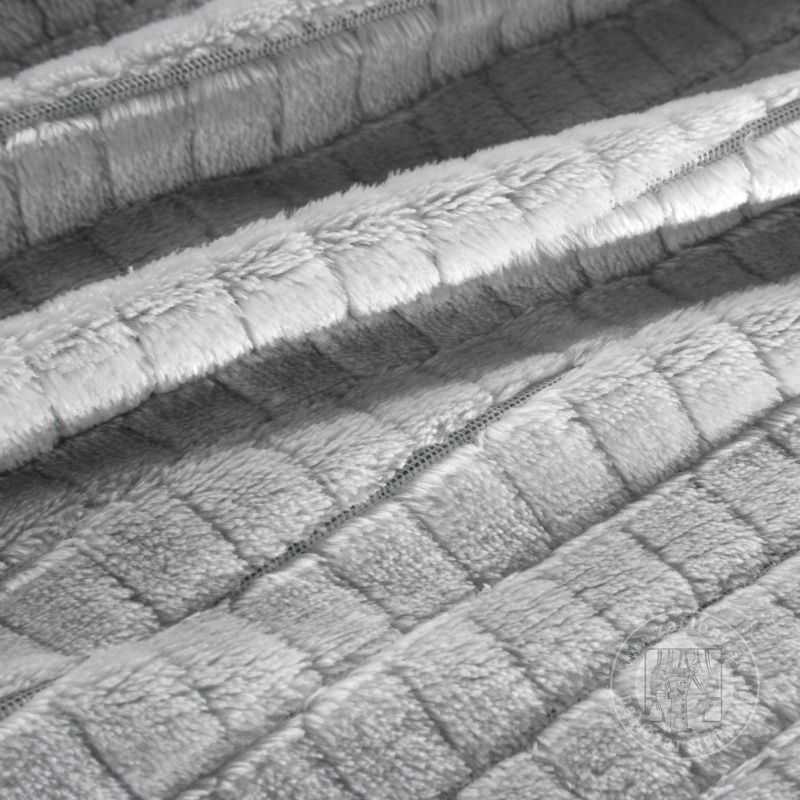 Deka z mikroflanelu CINDY2 170x210cm strieborná