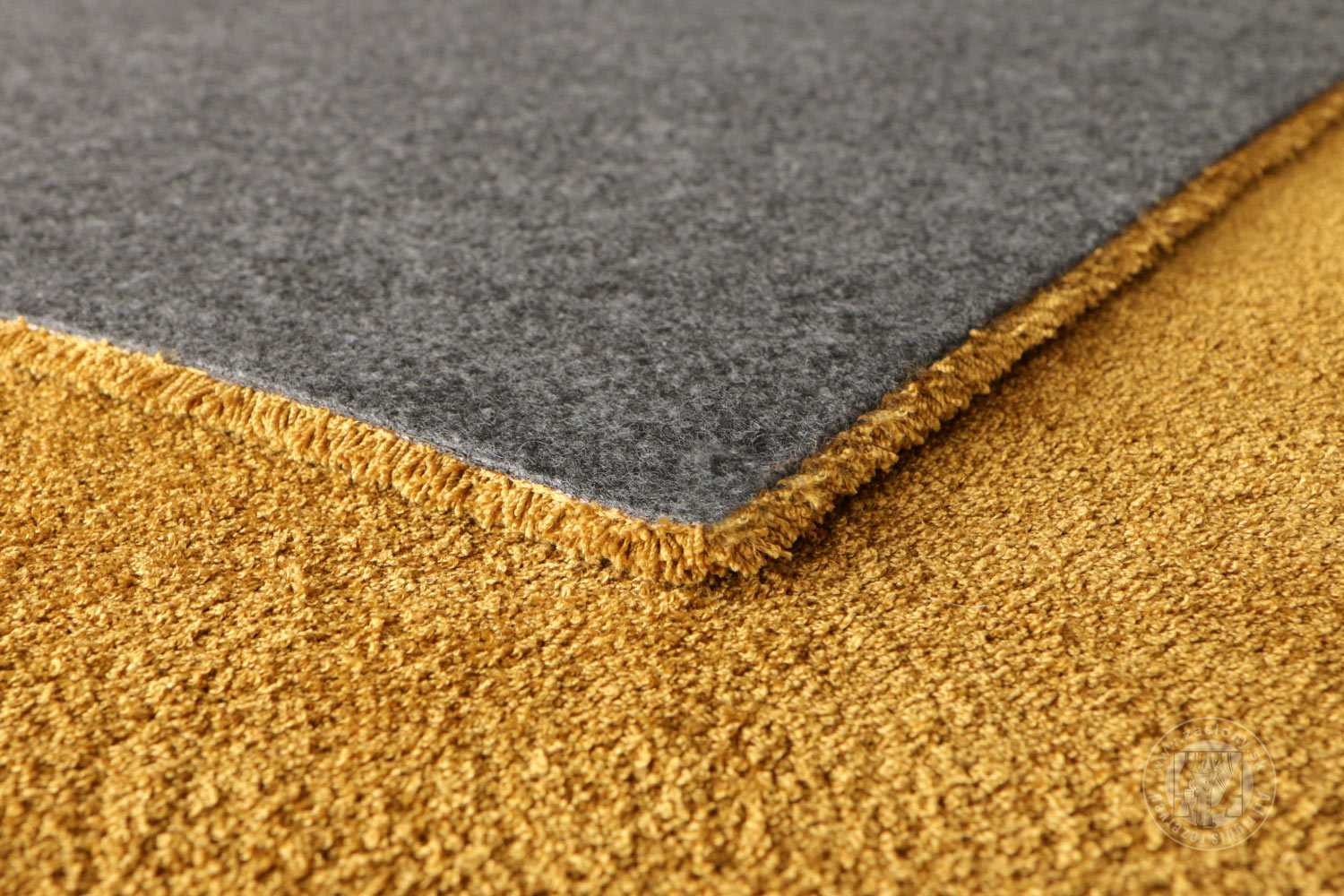 Kusový koberec Labrador 71351 800 Gold