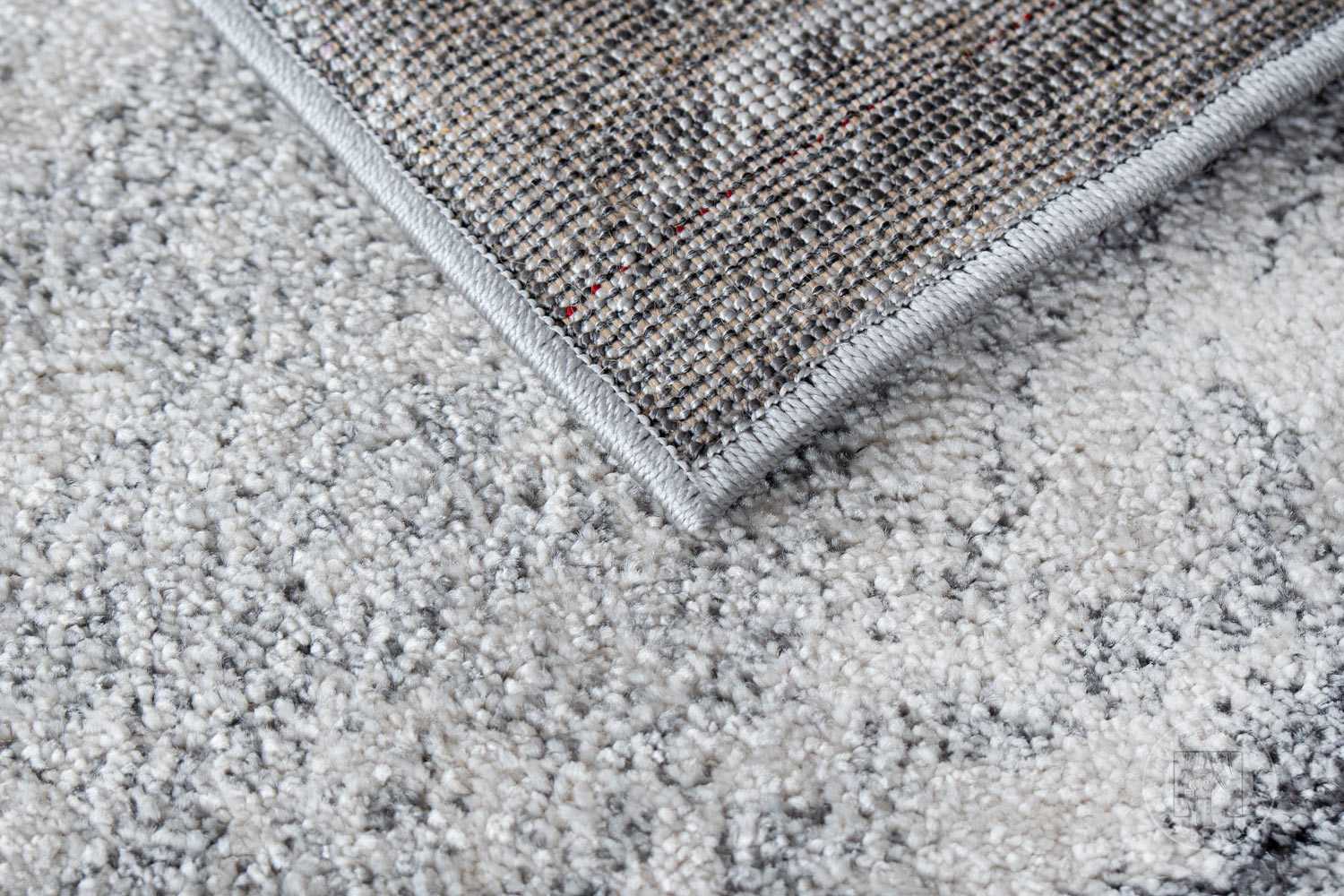 Kusový koberec Marvel 7601 grey