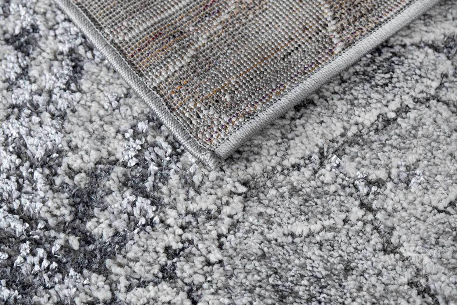 Kusový koberec Marvel 7604 grey