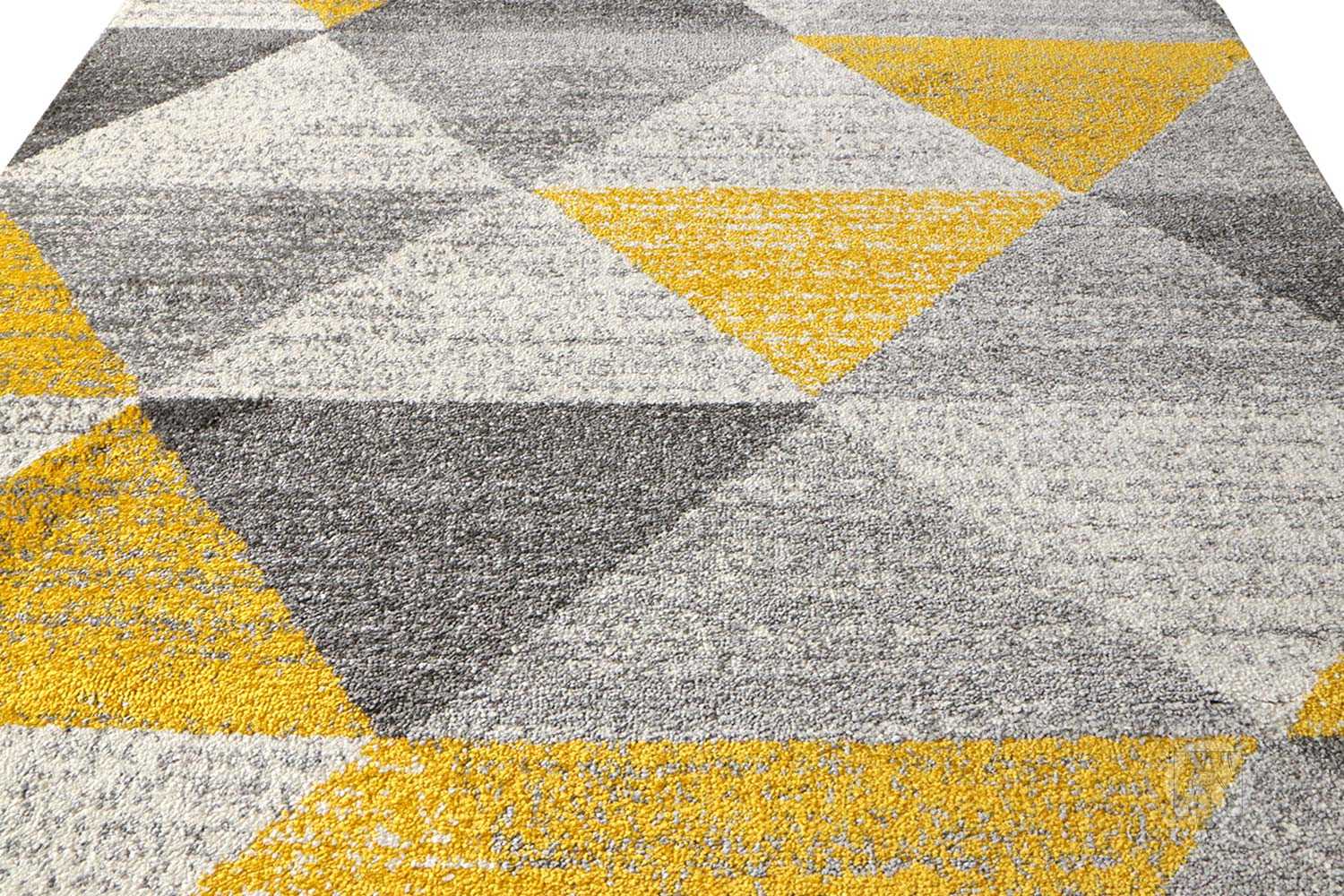 Kusový koberec Calderon 1530A Yellow