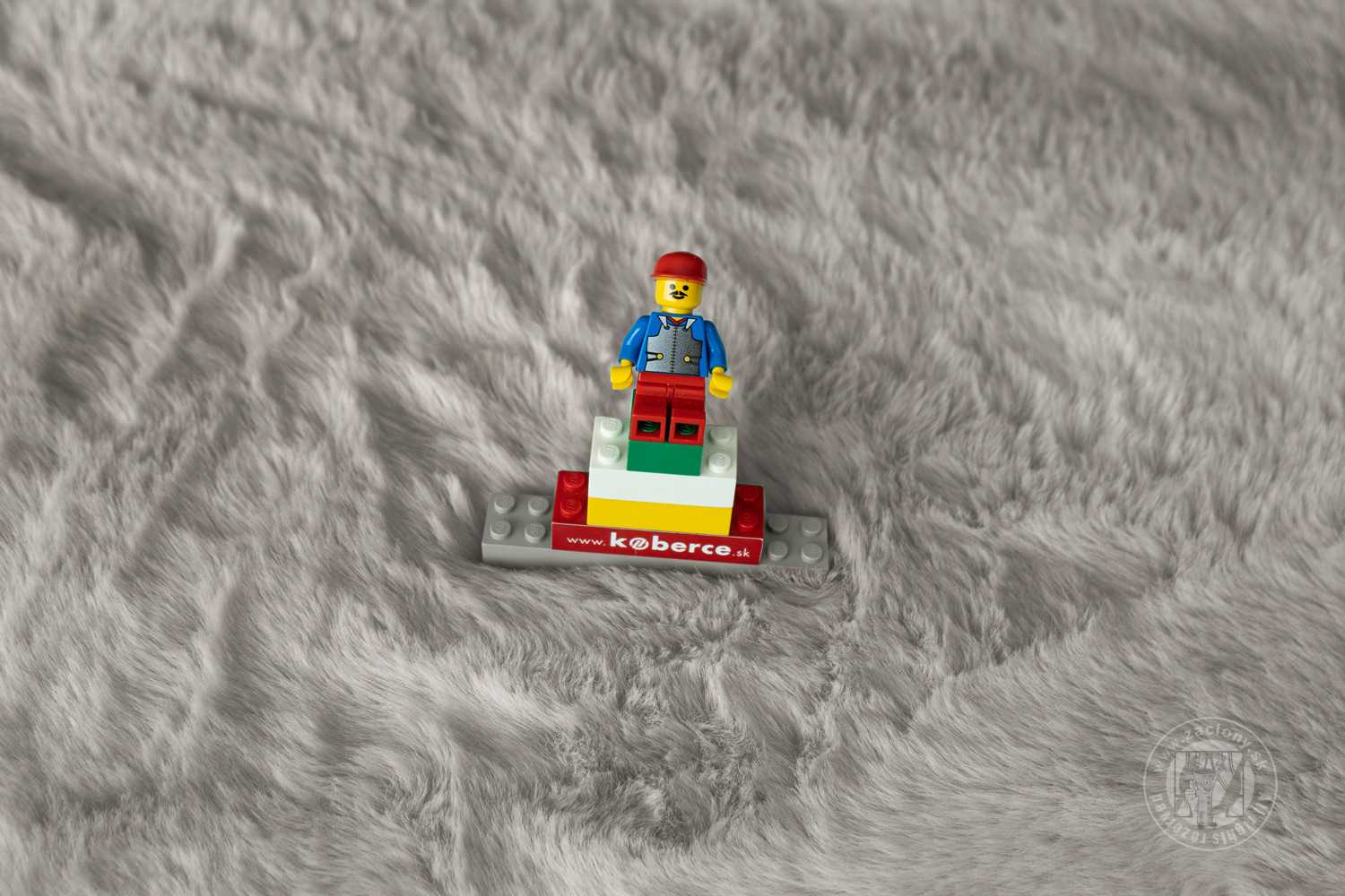 Kusový koberec Rabbit New - Taupe