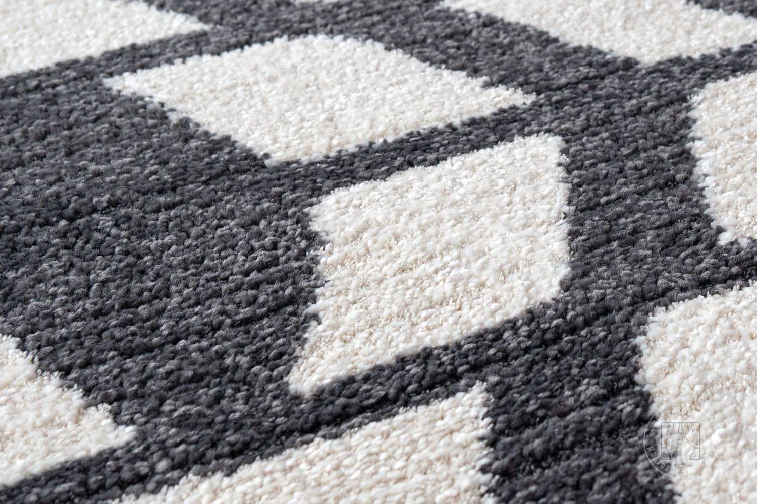 Kusový koberec JONAS 50424 690