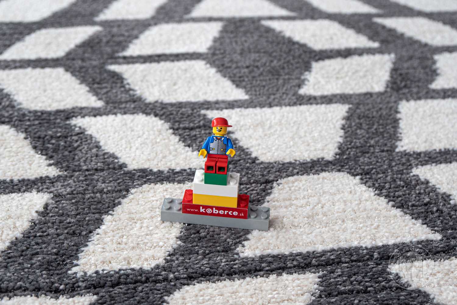 Kusový koberec JONAS 50424 690