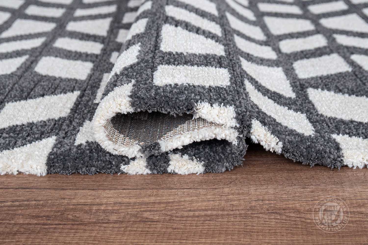 Kusový koberec JONAS 50424 690