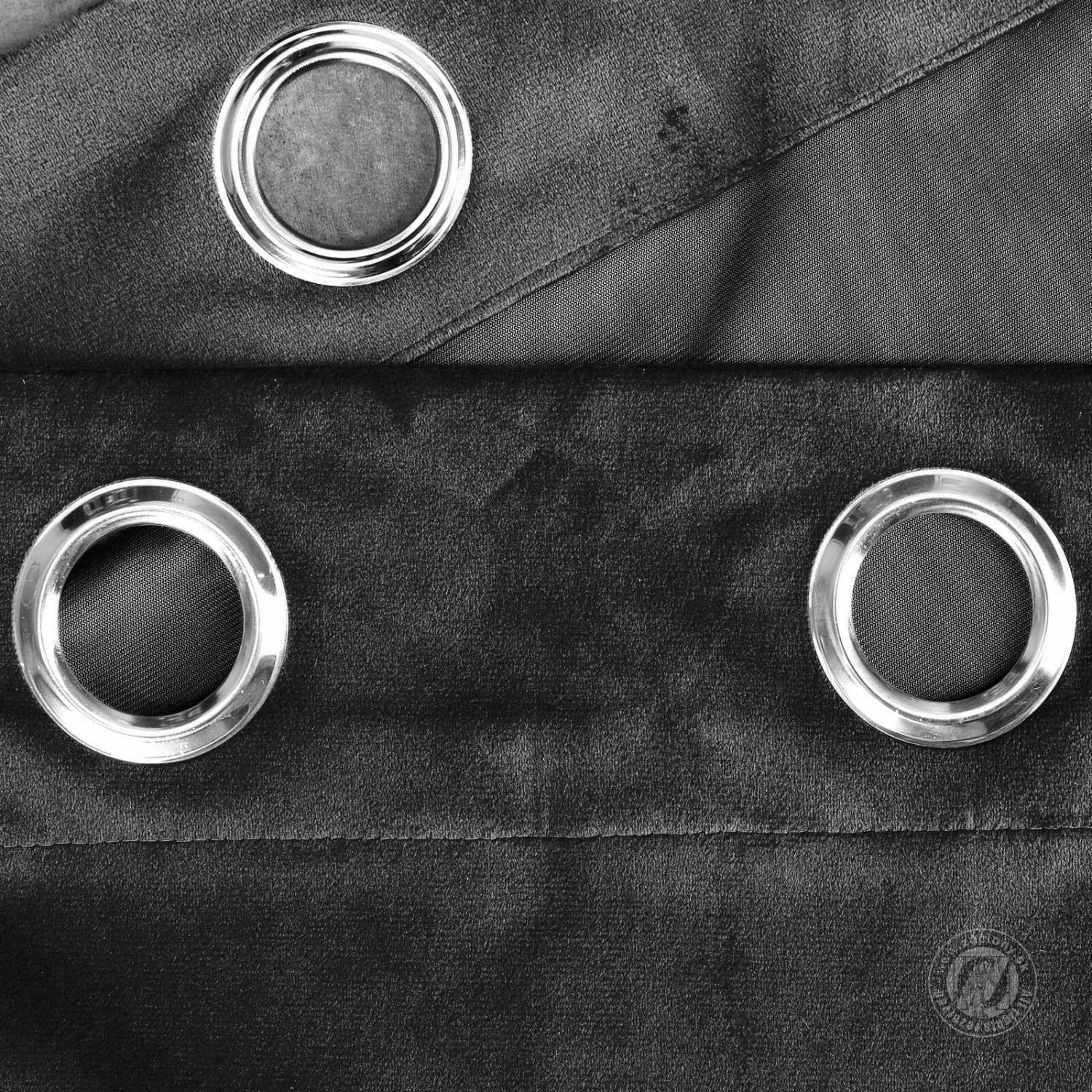 Záves ROSA na krúžkoch čierny 140x250cm