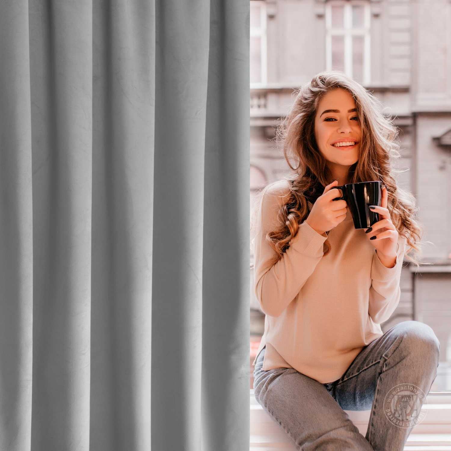 Záves ROSA na páske strieborný 140x270cm