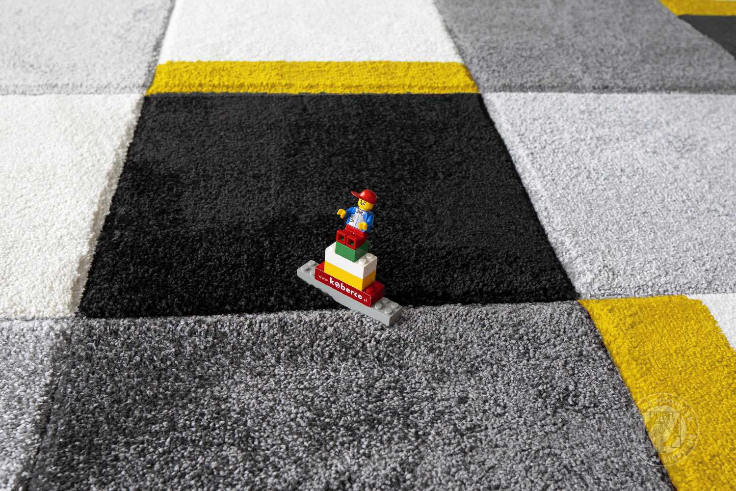 Kusový koberec ALORA 1027 Yellow