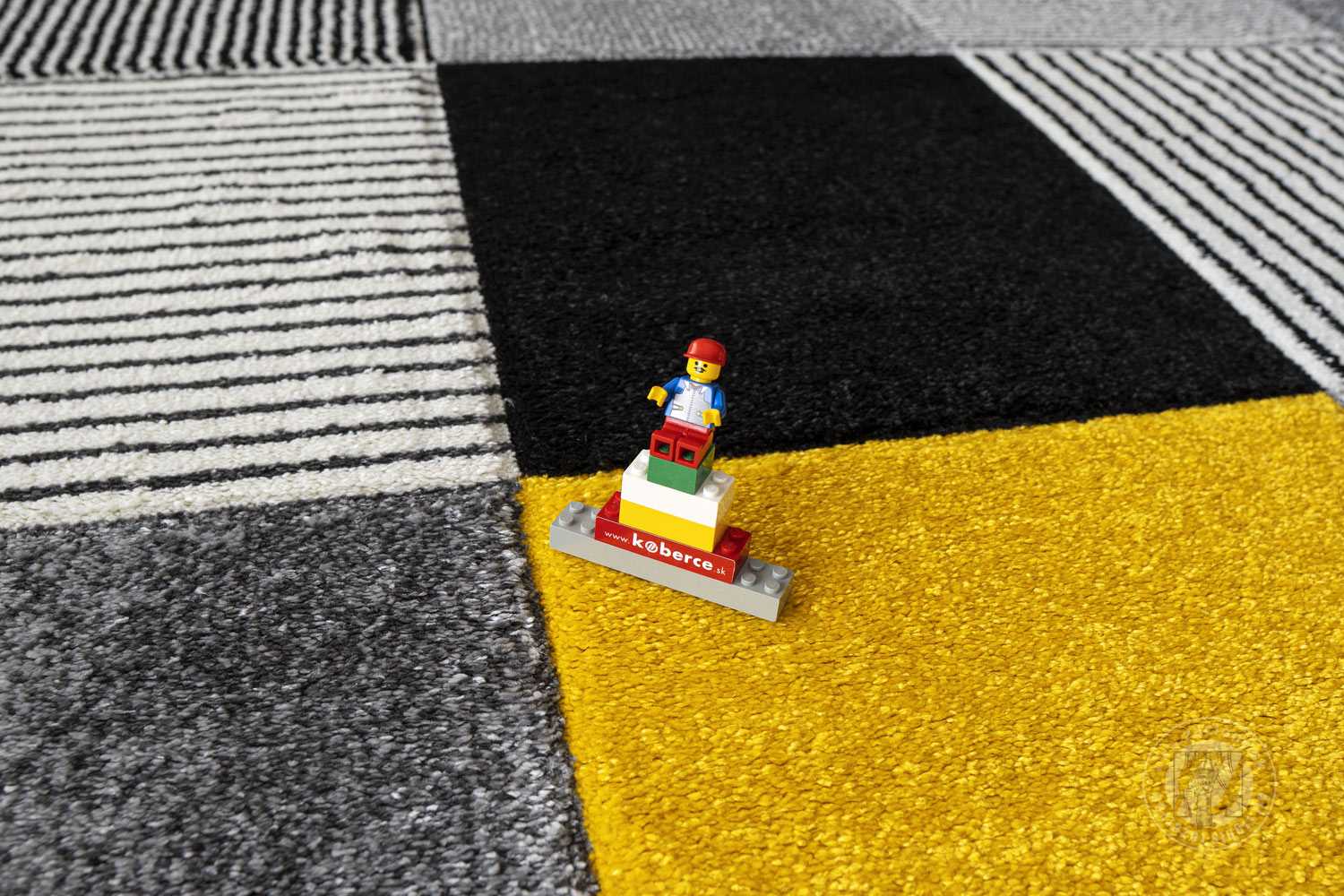 Kusový koberec ALORA 1039 Yellow