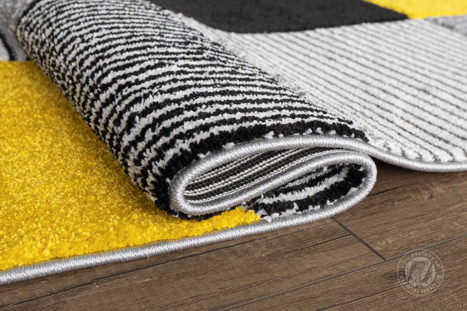 Kusový koberec ALORA 1039 Yellow