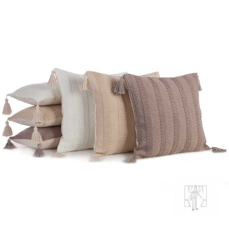 Obliečka na vankúš BOHO so strapcami 45x45cm hnedá