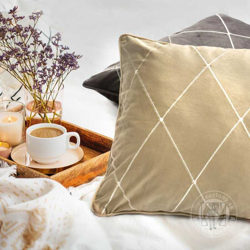 Obliečka na vankúš PIERRE CARDIN MARGO 45x45cm sivá/strieborná