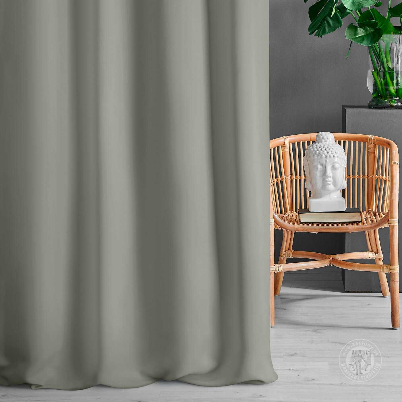 Záves BLACKOUT strieborný