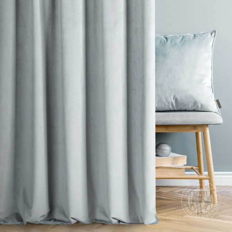 Záves PREMIUM VELVET P277/10 strieborný