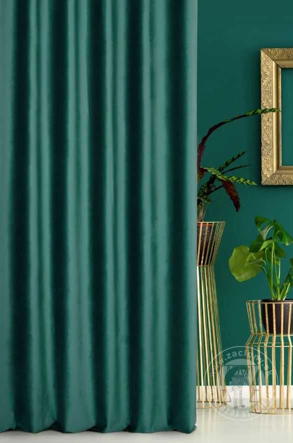 Záves PREMIUM VELVET P277/37 tmavozelený