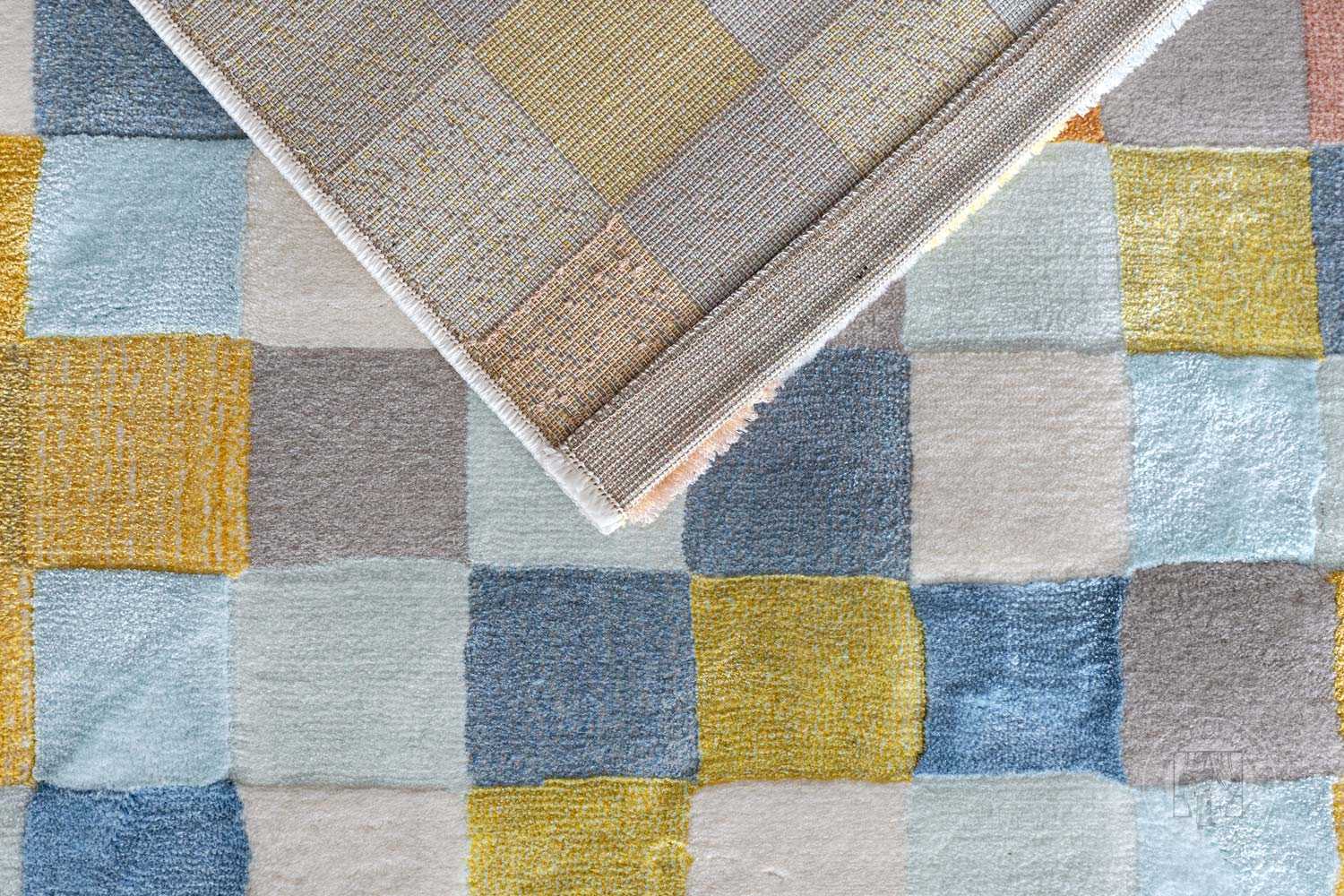 Kusový koberec BLOOM 466 116/AK991