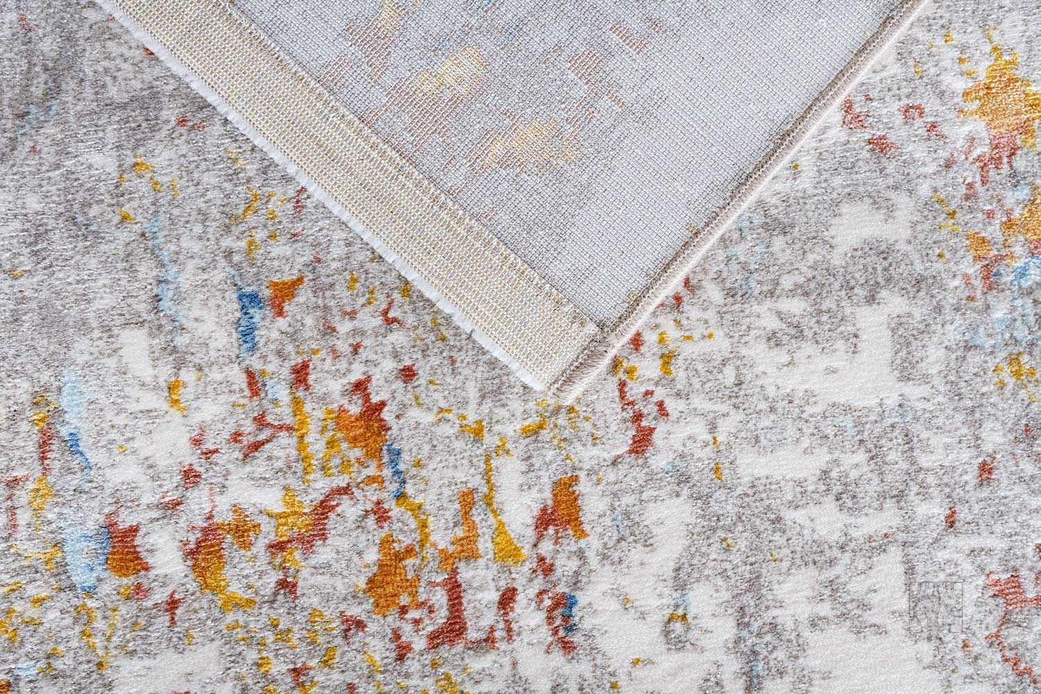 Kusový koberec BLOOM 466 117/AK990