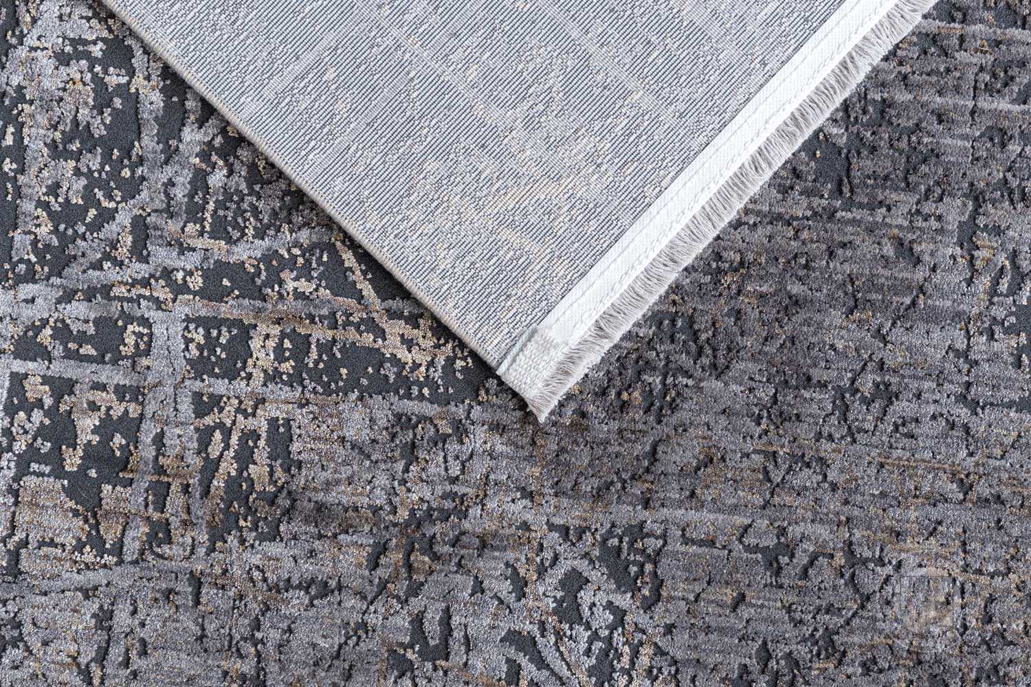 Kusový koberec Pierre Cardin CONCORDE 901 Grey