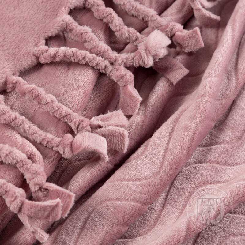 Deka so strapcami EMMA 150x200 cm púdrovo ružová