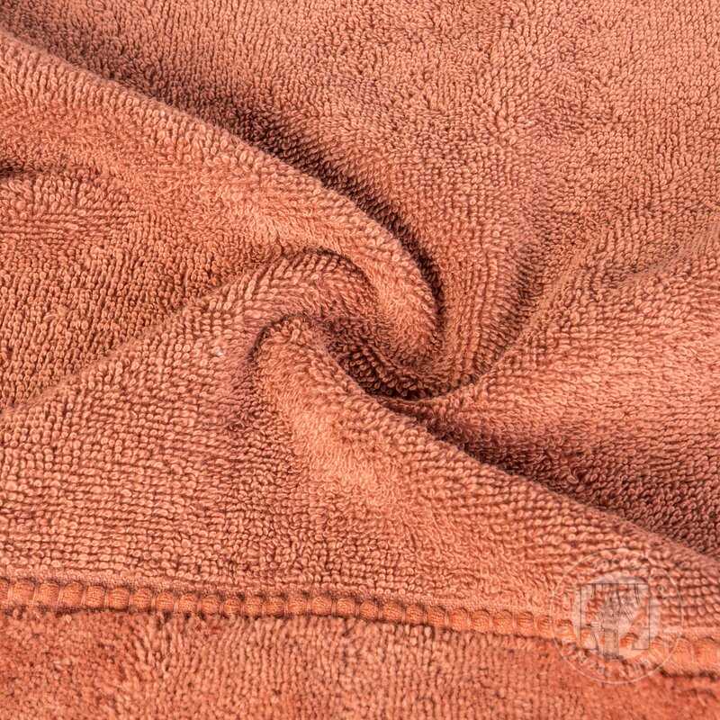 Osuška MARI 70x140cm tehlová 09