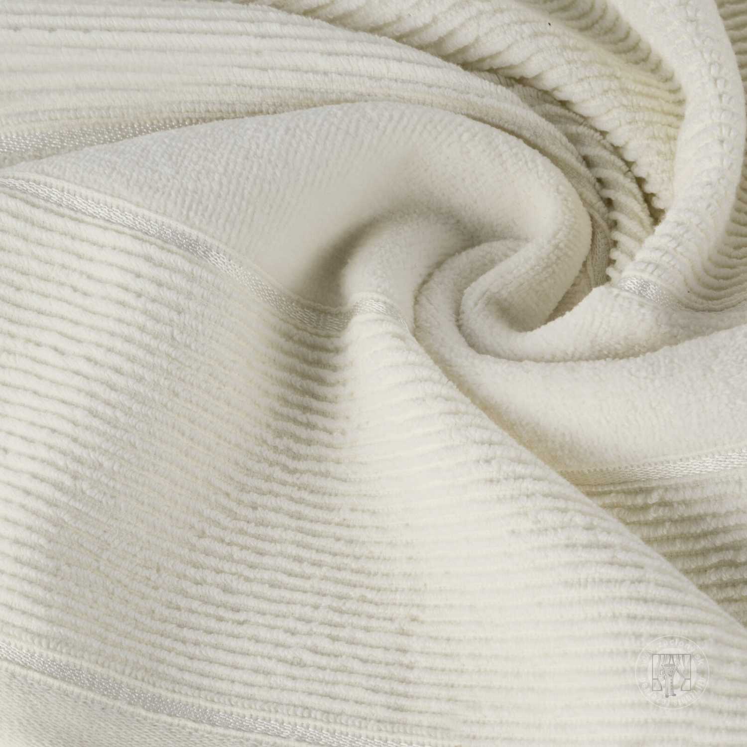 Uterák EMMA 50x90 cm krémový 02