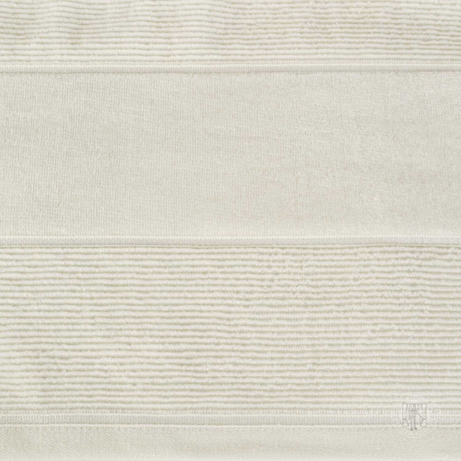 Osuška EMMA 70x140 cm krémová 02