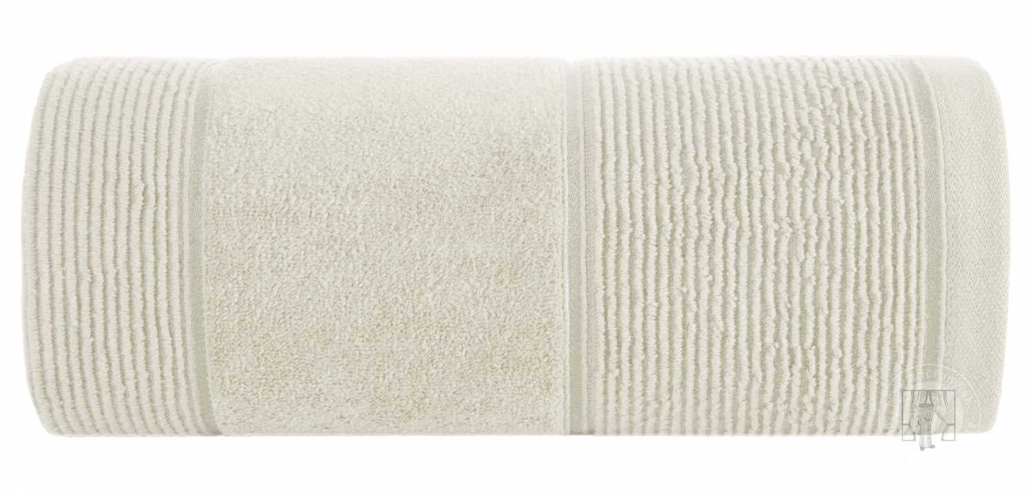 Osuška EMMA 70x140 cm krémová 02