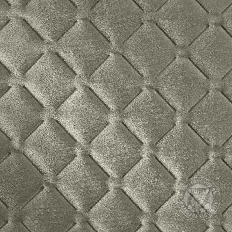 Zamatový prehoz na posteľ DIMON 220x240 cm strieborný