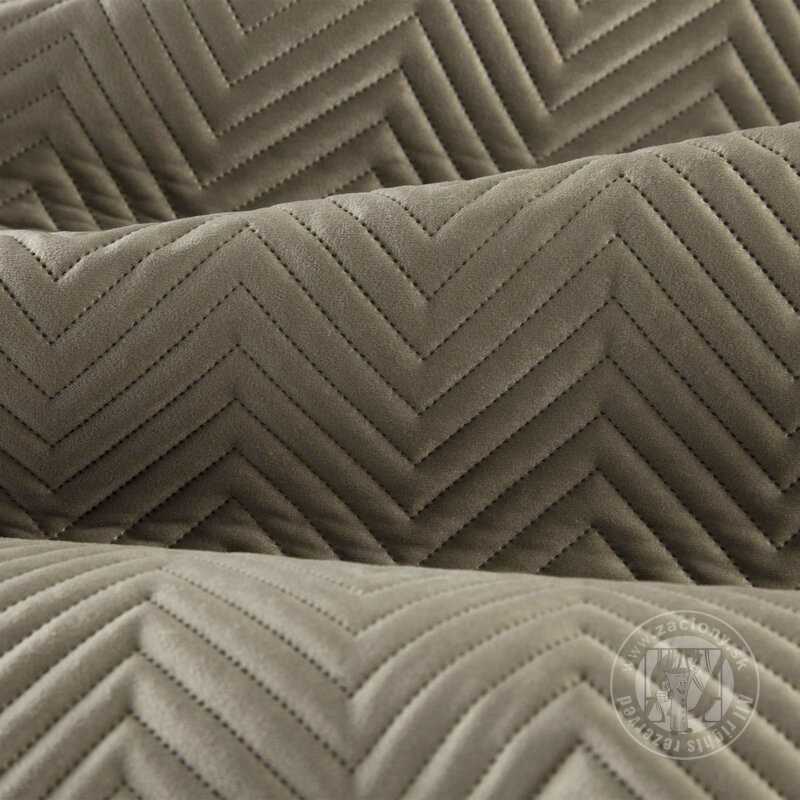 Zamatový prehoz na kreslo SOFIA 70x160 cm hnedý