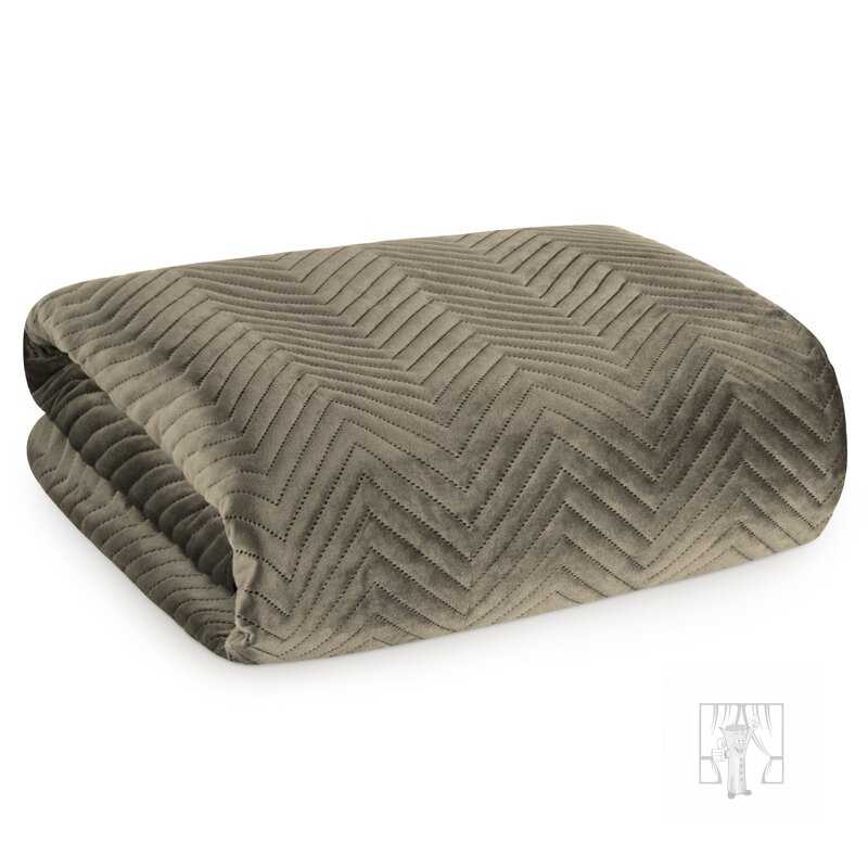 Zamatový prehoz na kreslo SOFIA 70x160 cm hnedý