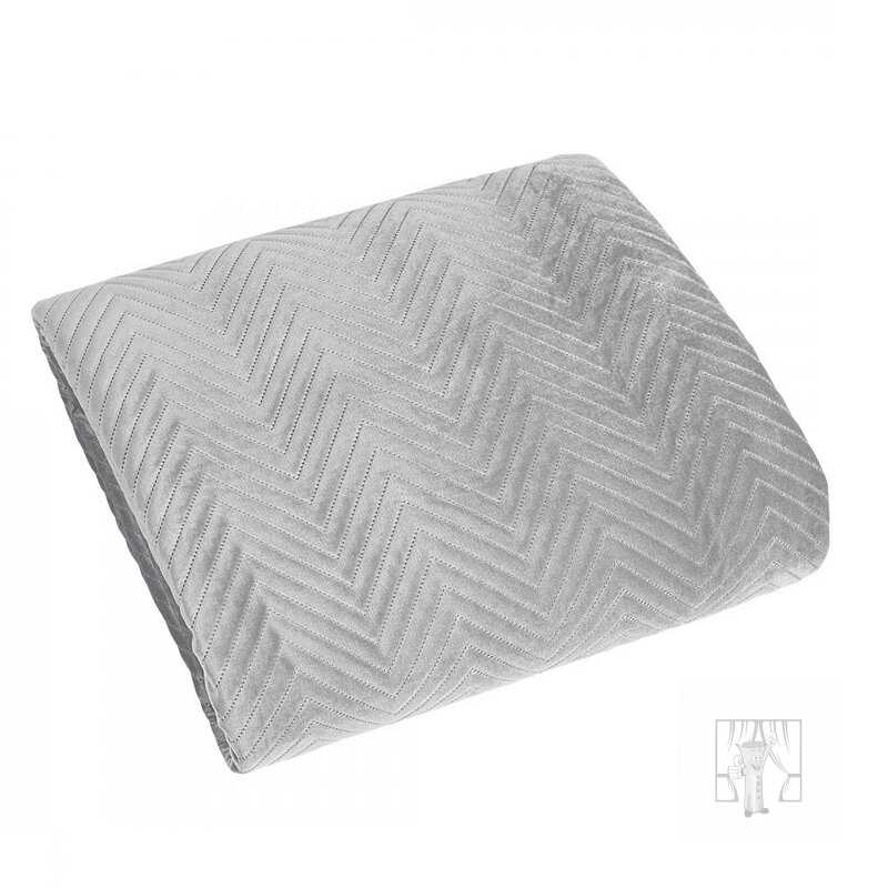 Zamatový prehoz na posteľ SOFIA 230x260 cm strieborný