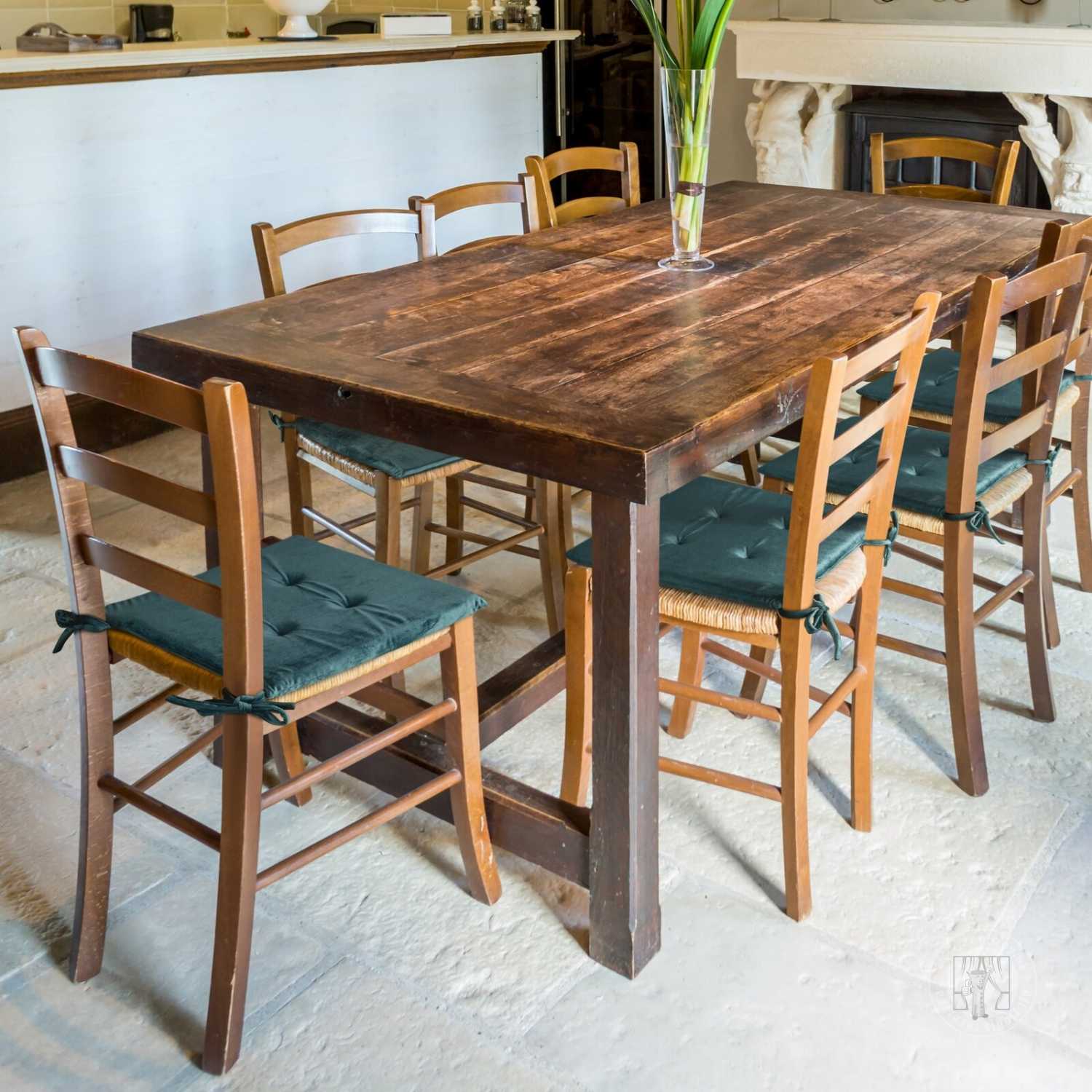 Podsedák GAJA 40x40 cm tmavomodrý