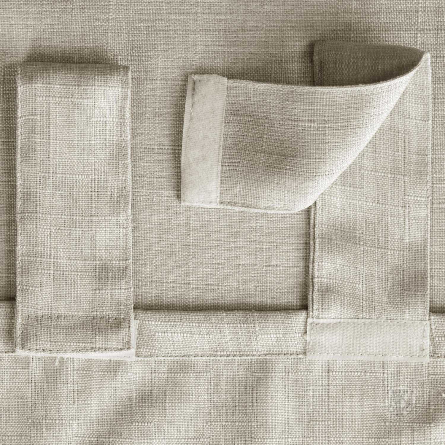 Záves na terasu GARDEN MEL na pútkach 155x260 cm strieborný