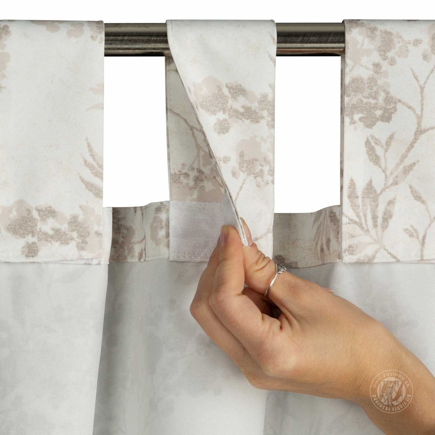 Záves na terasu GARDEN12 na pútkach 155x200 cm krémový