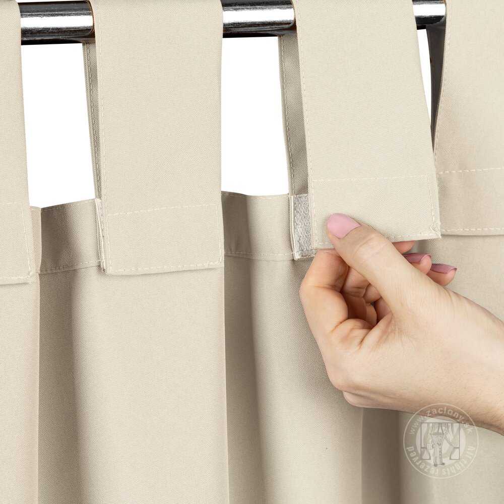 Záves na terasu GARDEN na pútkach 155x260 cm svetlobéžový