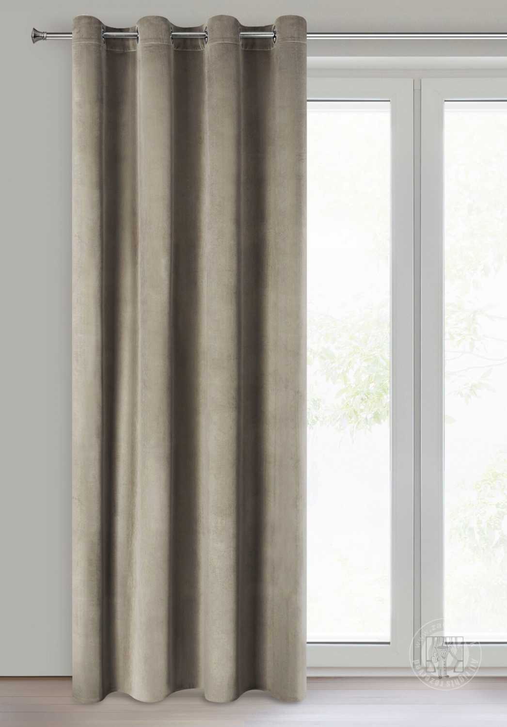 Záves ROSA na krúžkoch hnedý 140x250cm