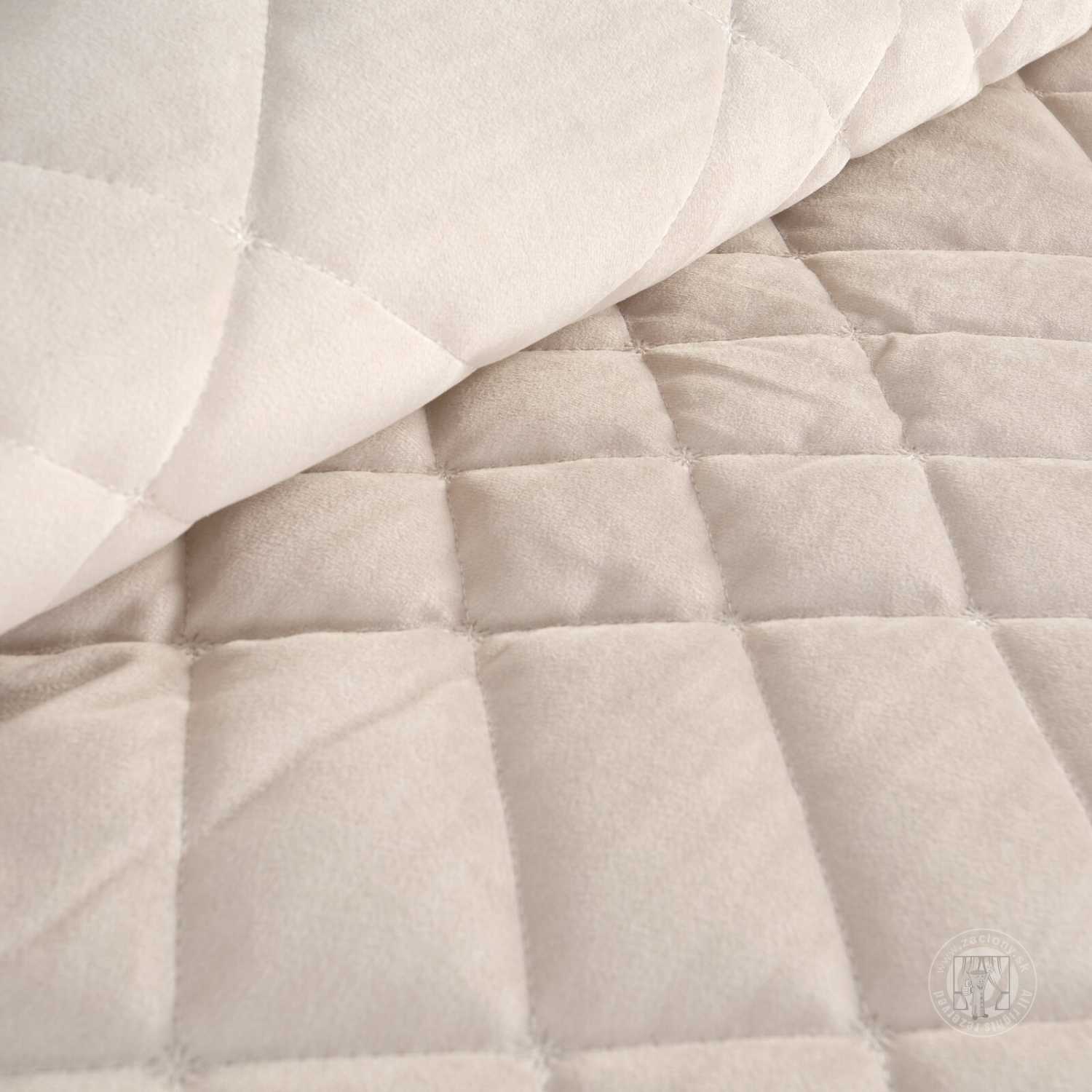 Zamatový prehoz na posteľ RIA6 170x210 cm krémový