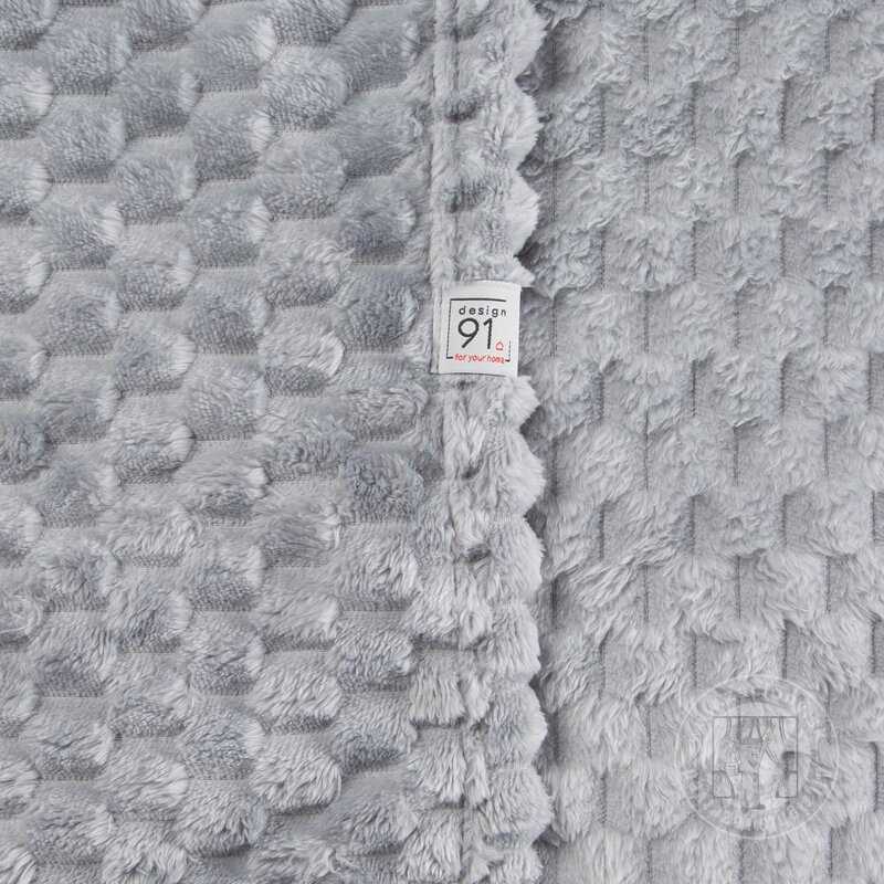 Deka z mikroflanelu CINDY6 200x220cm strieborná