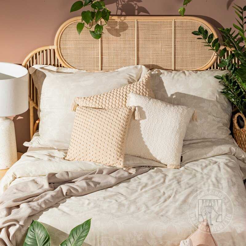 Obliečka na vankúš so strapcami SEVILLE 60x60cm béžová