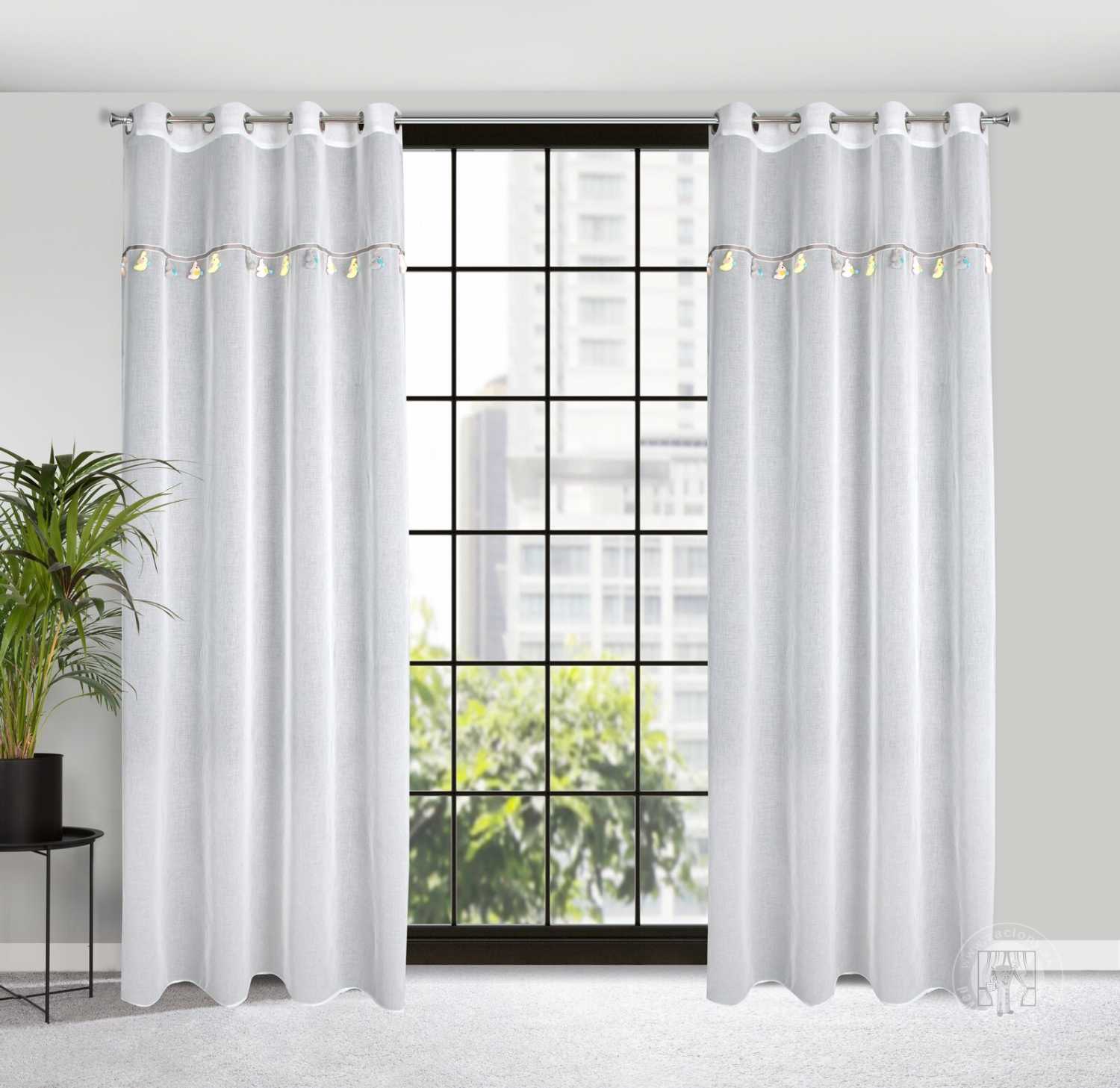 Záclona KIDS na krúžkoch 140x250cm biela so sloníkmi