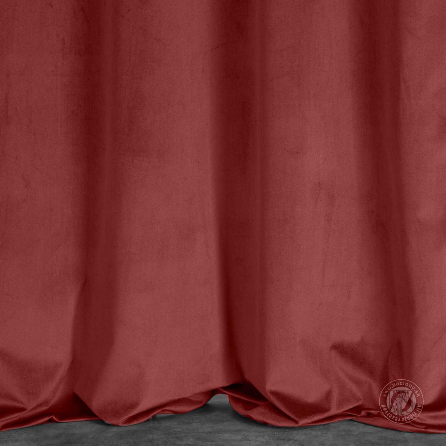 Záves CARMEN na krúžkoch s úchytkou 140x270 cm bordový