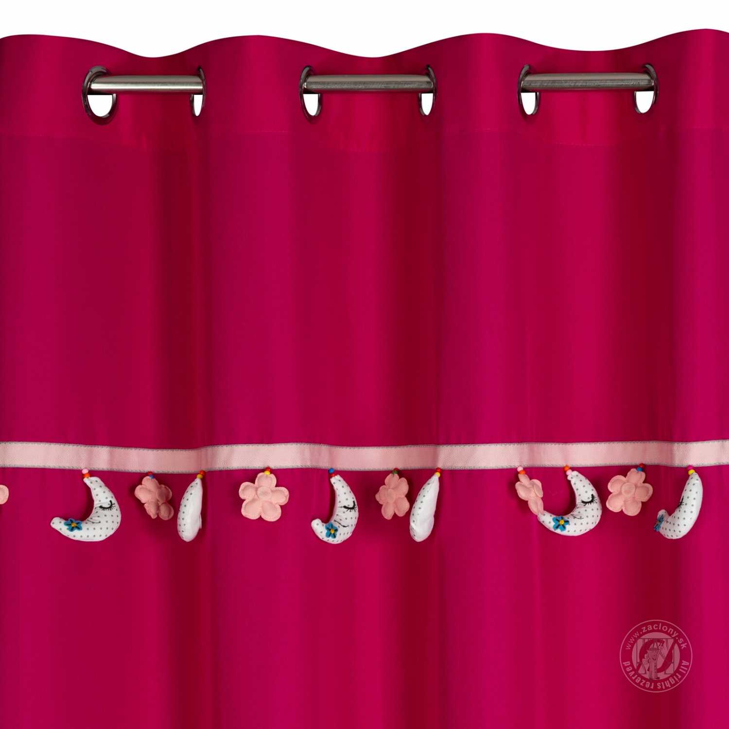 Záves MOON na krúžkoch 140x250cm tmavoružový s mesiačikmi