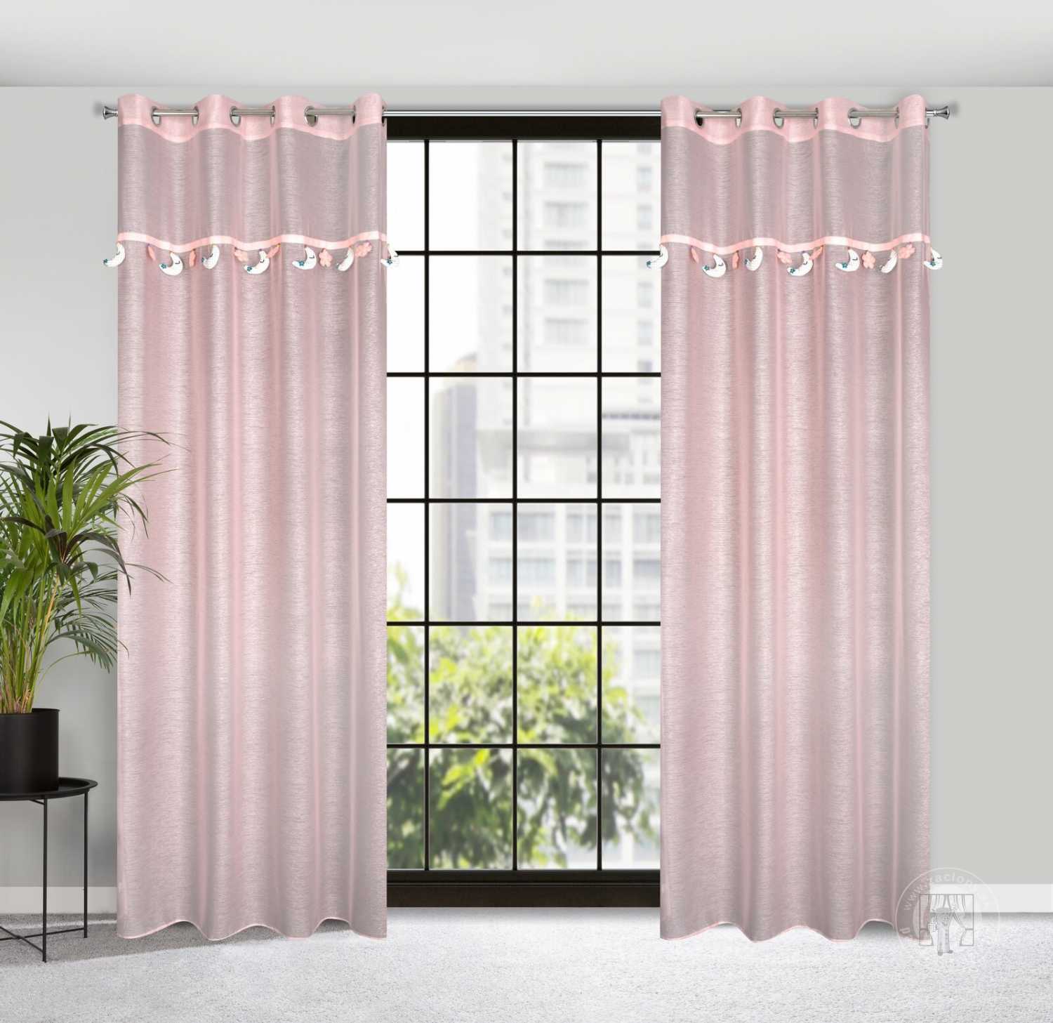 Záclona MOON na krúžkoch 140x250cm ružová s mesiačikmi